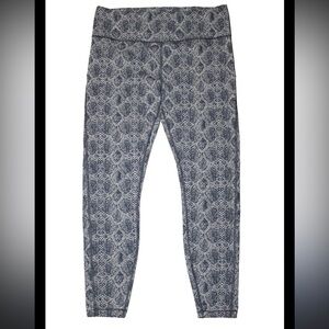 Athleta Gray and Cream Patterned Leggings
